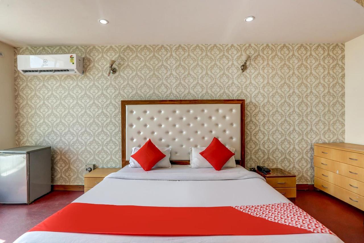 Oyo 71042 Sahara Estate Hotel Gorakhpur Exterior photo