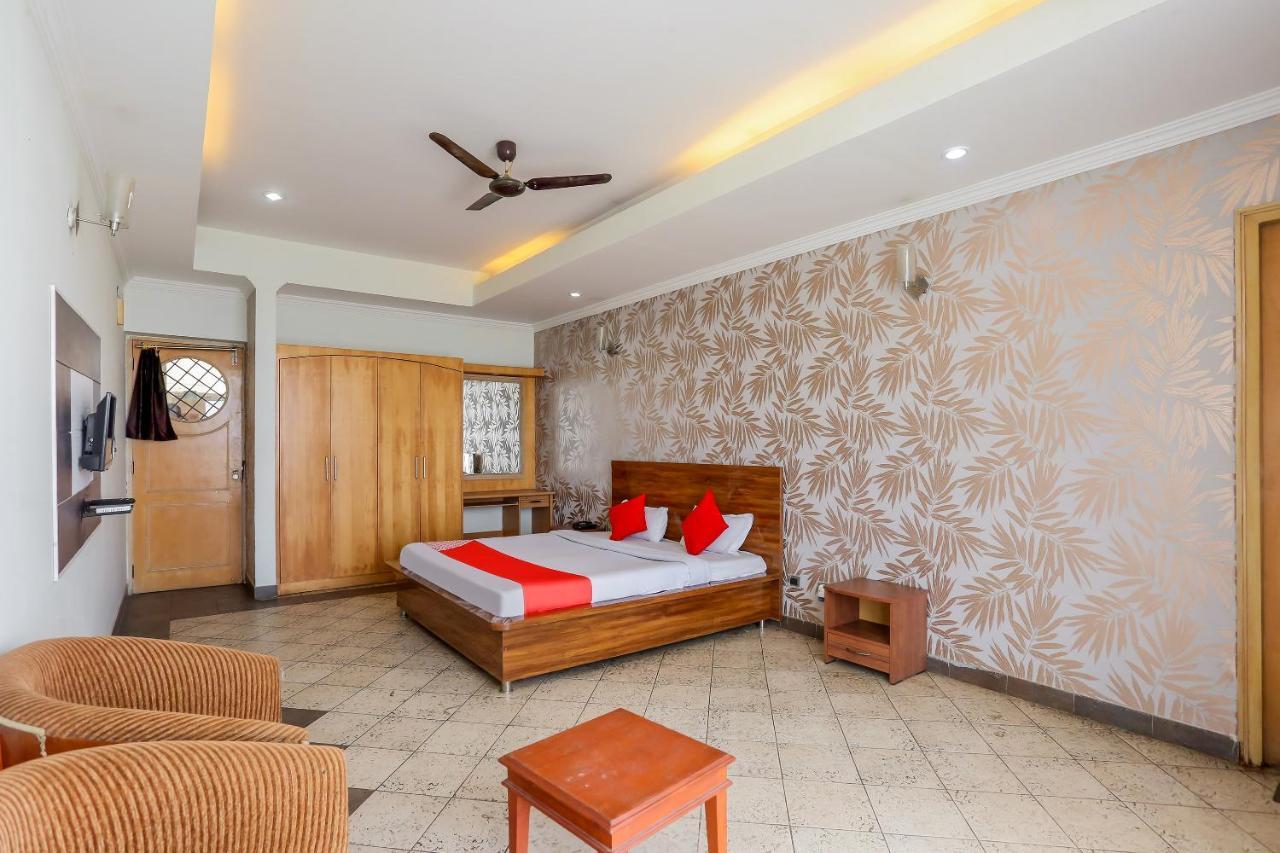 Oyo 71042 Sahara Estate Hotel Gorakhpur Exterior photo