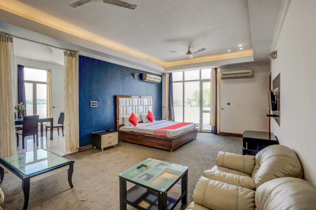 Oyo 71042 Sahara Estate Hotel Gorakhpur Exterior photo