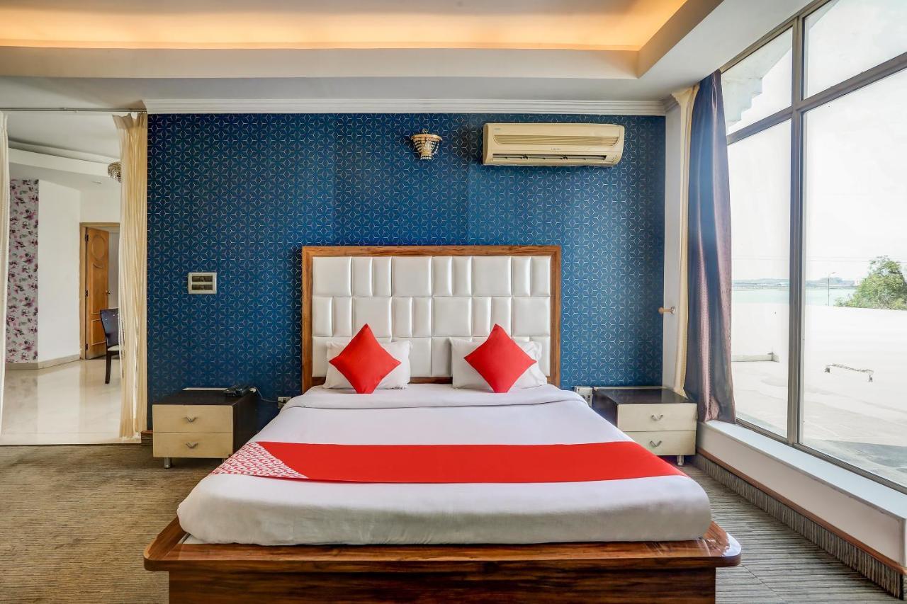 Oyo 71042 Sahara Estate Hotel Gorakhpur Exterior photo